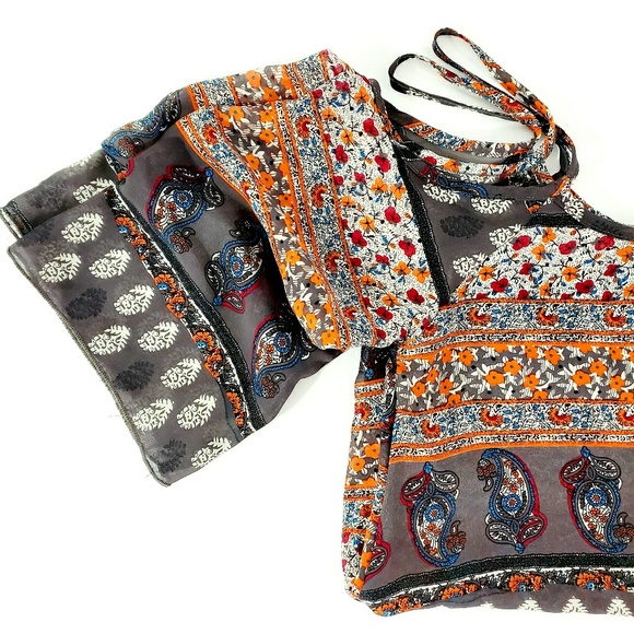 Sheer Off-Shoulder Boho Floral Print Flowy Blouse - Picture 5 of 7